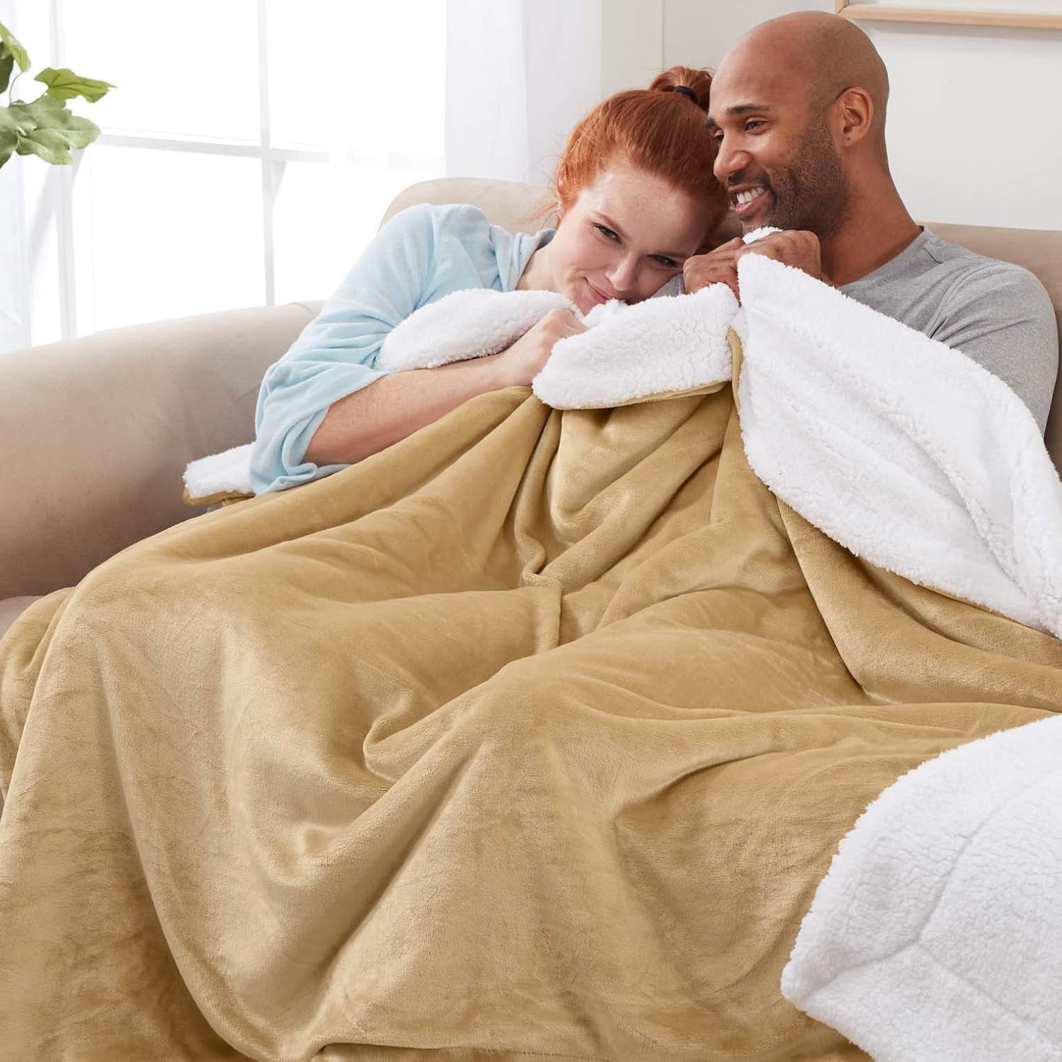 Sherpa Throw Blanket Super Soft Reversible Ultra Luxurious Plush Blanket, 50 X 60 Inches, Camel/White